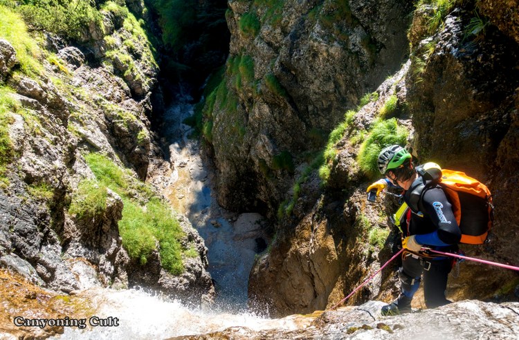 File:Val del Burt3.jpg