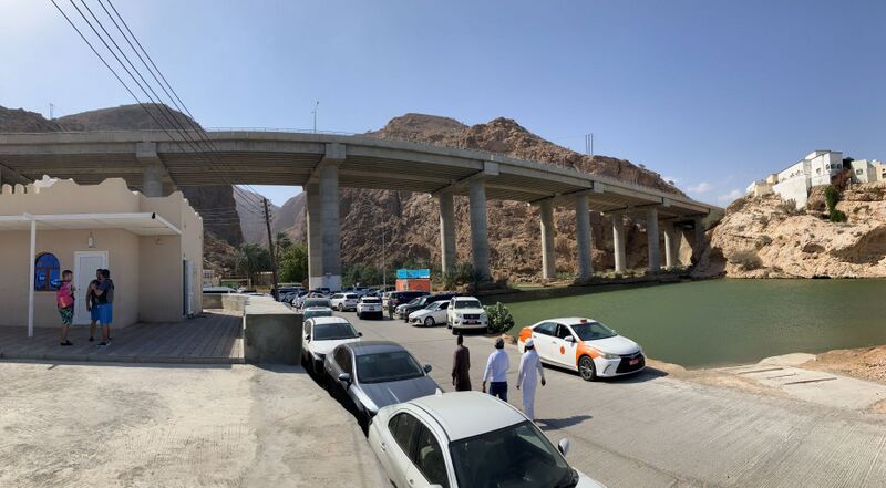 File:Shab parking1.jpg