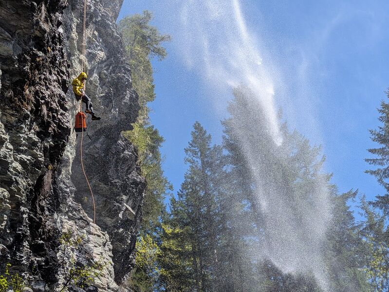 File:Suiattle Falls photo4.jpg