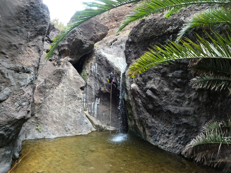 File:Carrizales rappel.jpg