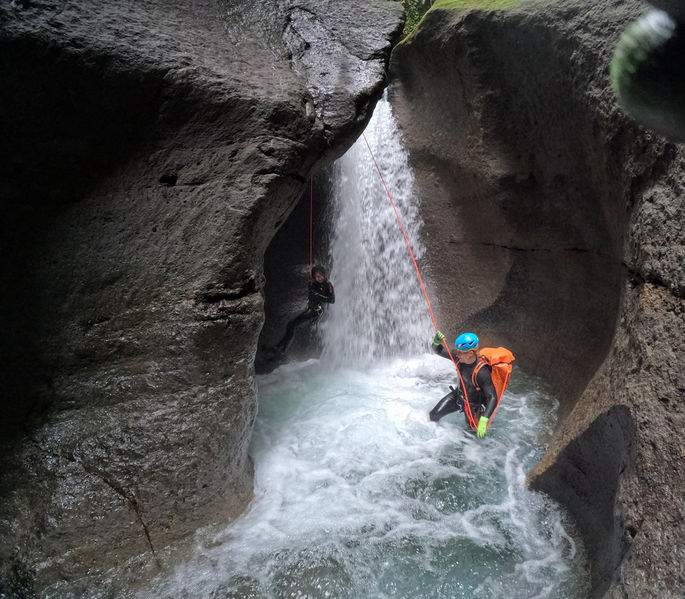 File:Titou Gorge (Upper) r1bottom.jpg