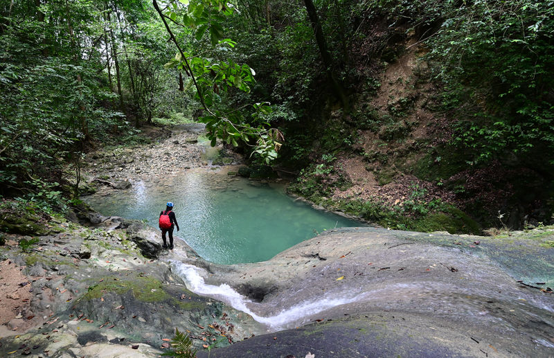 File:La Rejoya Canyon thirdfalls.jpg