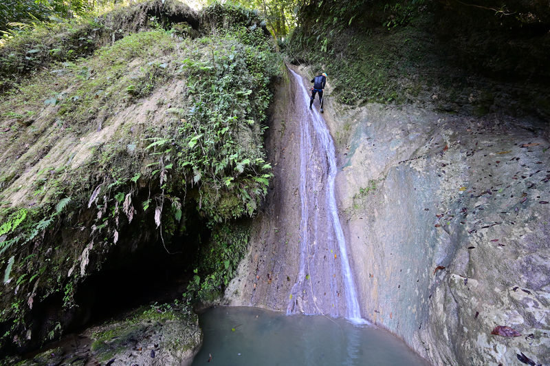 File:El Mamey Canyon rappel1.jpg