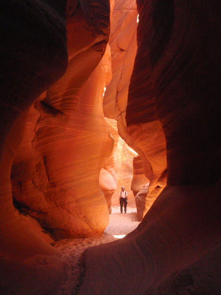 File:Red Caves Banner.jpg