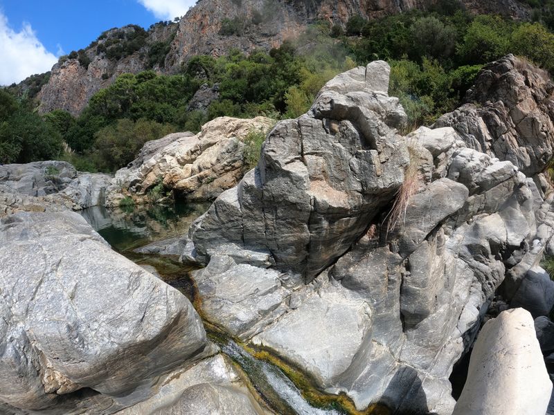 File:Guadalmina falls.jpg