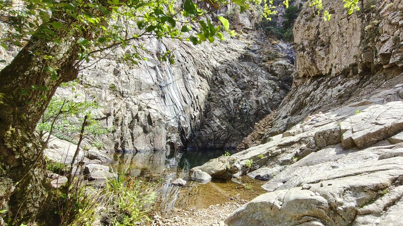 File:Piscina IrgasIMG20260617160941.jpg