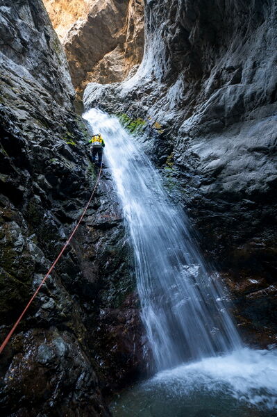 File:Zapata Creek Gorge pic016.jpg