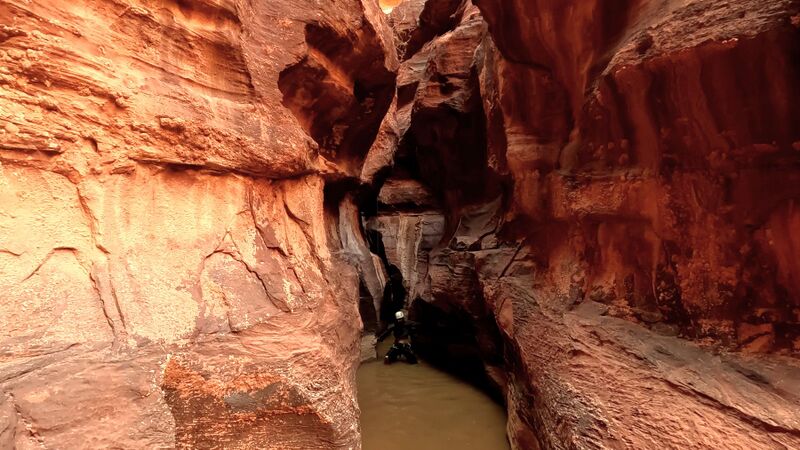 File:Khazali rappel11pool.jpg