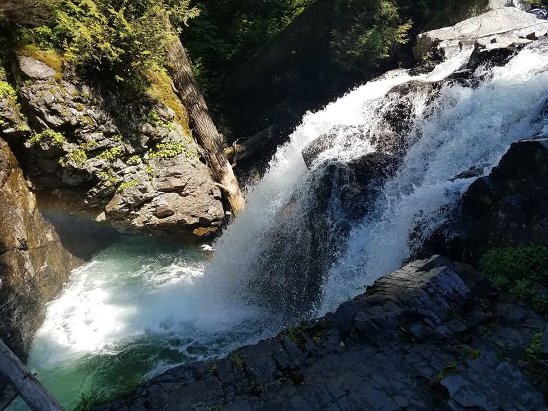 File:Snoqualmie River (South Fork)-20190701023623 pic.jpg