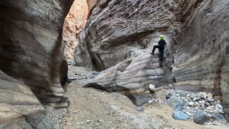 File:Ghuweir stemple1.jpg