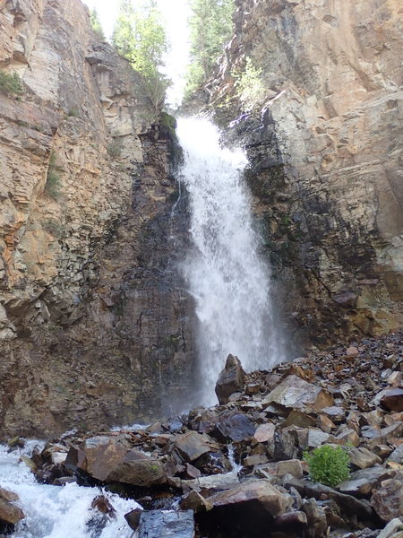File:Waterfall Creek (San Juan Mountains) pic5.jpg