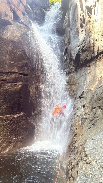 File:Rappel 0807.jpeg