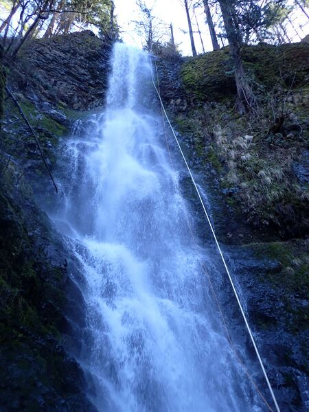 File:Munra Creek R2.jpg