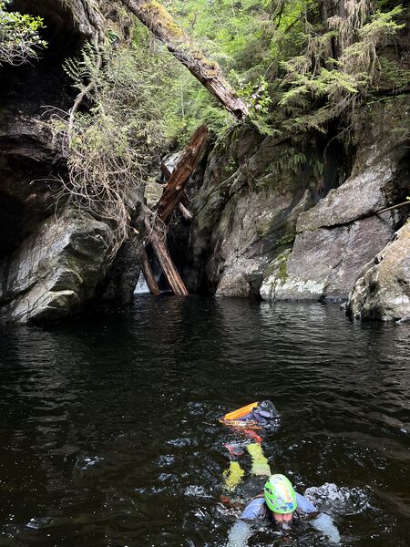 File:Sombrio Creek-20250923195602 pic.jpg