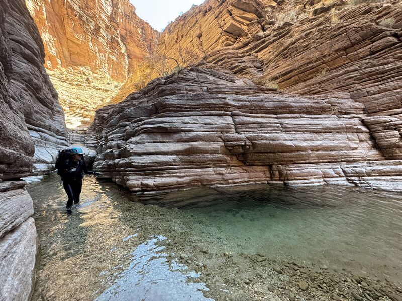 File:Matkatamiba Mauv Narrows slot3.jpg