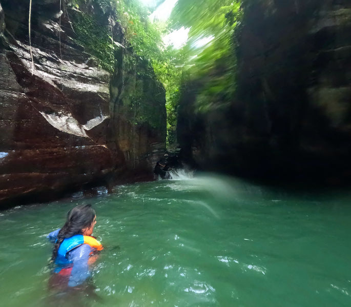 File:Guanapo Gorge Canyon swimming.jpg