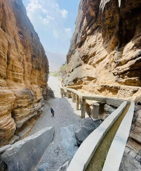 File:Al Hajir aquaduct.jpg