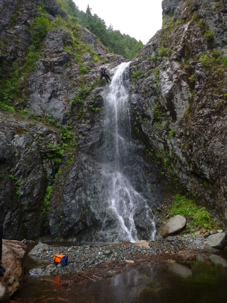 File:Clear Creek (West Fork) JumboFrogR2BottomLookingUp.jpg