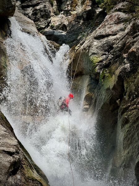File:Fort Creek (Three Falls)-20240612192500 pic.jpg