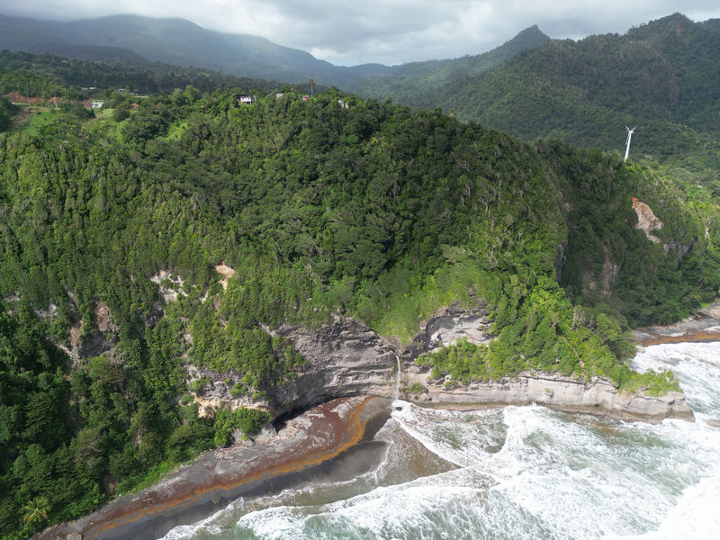 File:Cascade Cyrique Banner.jpg