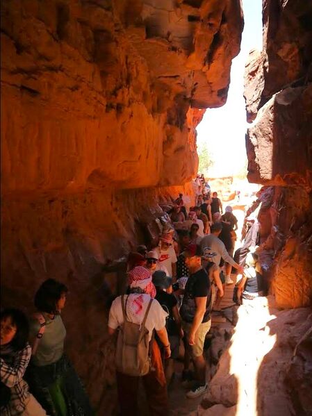 File:Khazali queue3.jpg