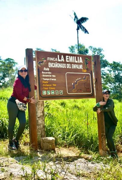 File:Empalme Canyon startsign.jpg