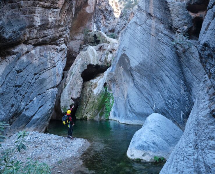 File:Majestic Cave Banner.jpg
