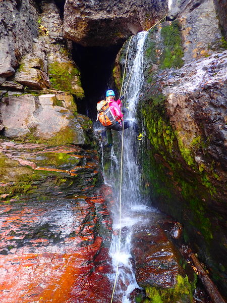 File:Bridal Veil Creek (Lower) BVC004.jpg