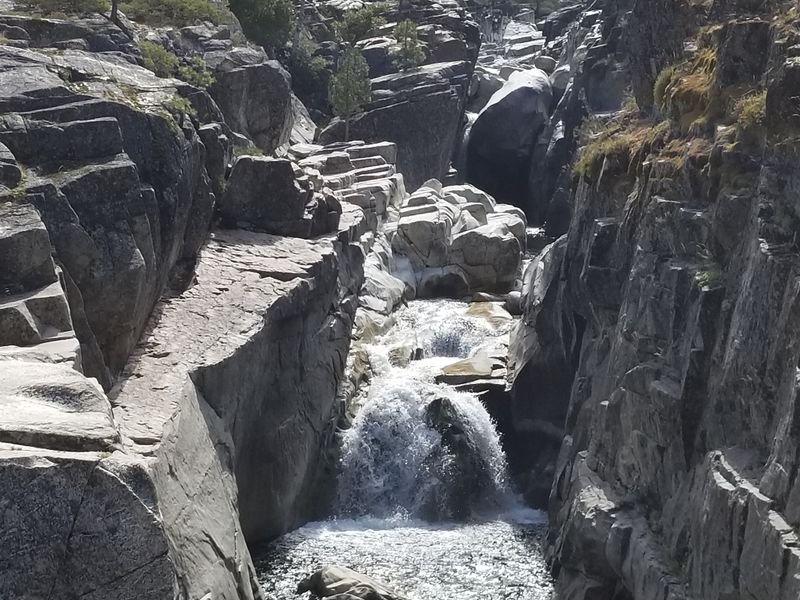 File:Royal Gorge (Lower, Tahoe National Forest)-20170820180751 pic.jpg