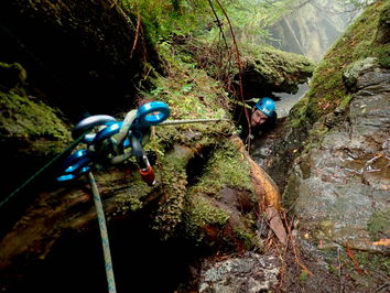 Awkward start of the dry route