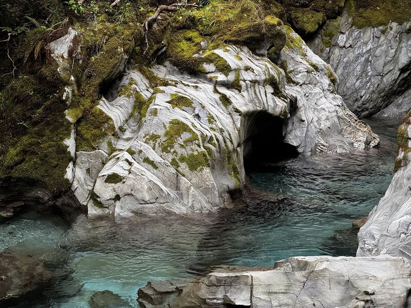 File:Ore Stream-20260220071126 pic.jpg