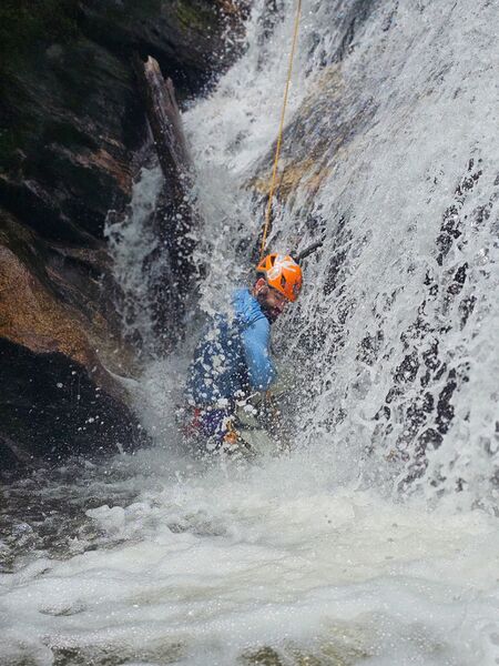 File:Glen Falls (East Fork Overflow Creek) R5-1.jpg
