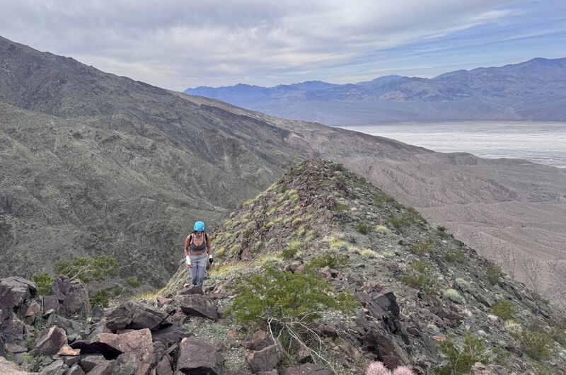 File:Willow Creek Canyon ridgeapproach.jpg