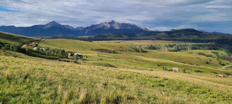 File:Iron Mountain Creek pic001.jpg