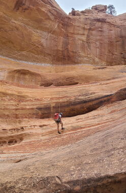 Knee Canyon (North) Banner.jpg