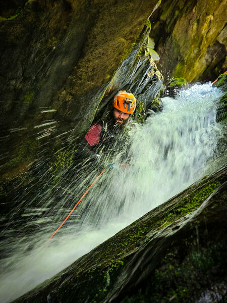 File:Gingercake Creek Canyon R5.jpg