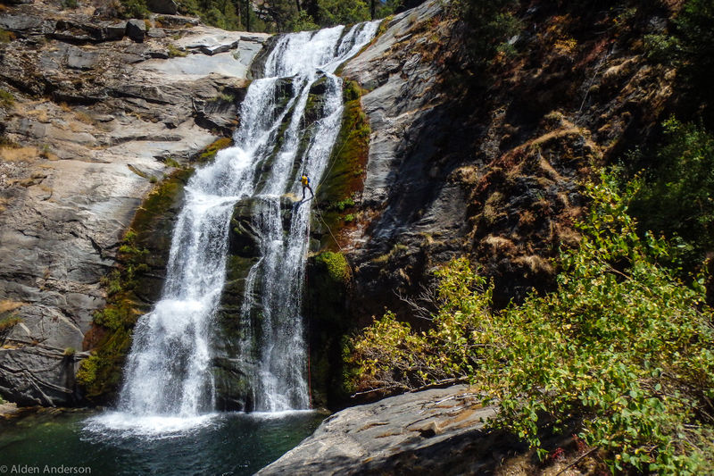 File:LowerLogRideFalls.jpg