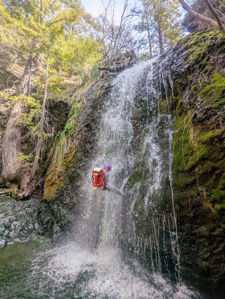 File:Alder Creek (Christmas Canyon) R2-c.jpg