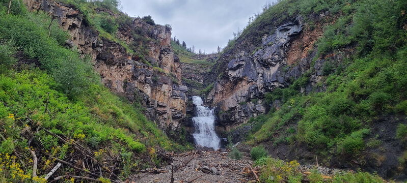 File:Iron Mountain Creek pic023.jpg