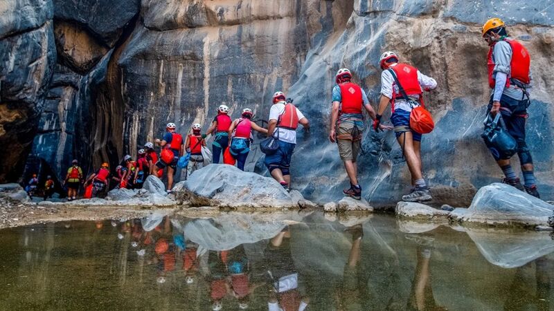 File:Snake Canyon guided.jpg