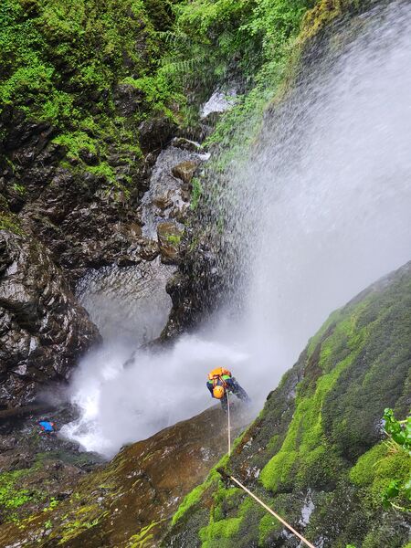 File:Lower Falls.jpeg