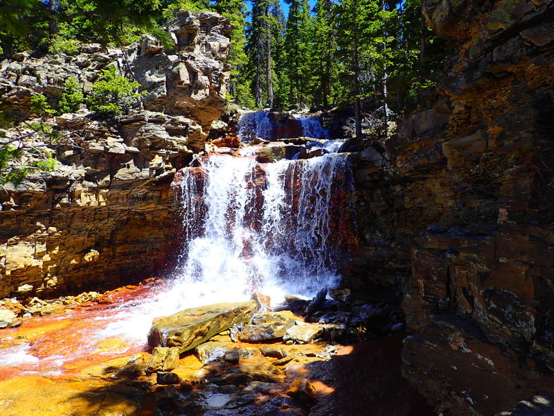 File:Rolling Mountain Creek RMC01.jpg