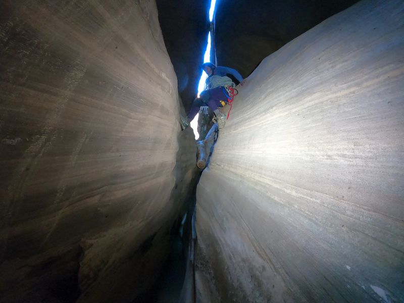 File:Stone Donkey Canyon 8.jpg