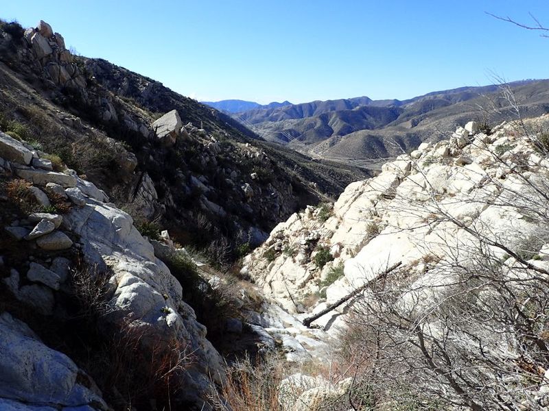 File:White Ghost Canyon pics2.jpg