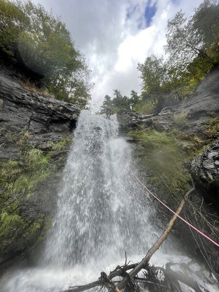 File:Greenleaf Creek R2.jpg