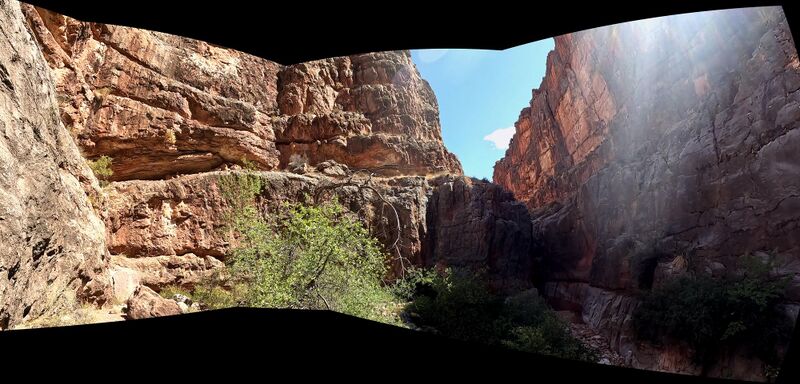 File:Indian Hollow ledge.jpg