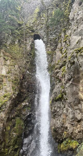 File:R2 from ledge.jpeg