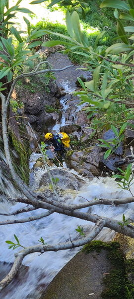 File:Cataract Creek (Silverton) pic008.jpg