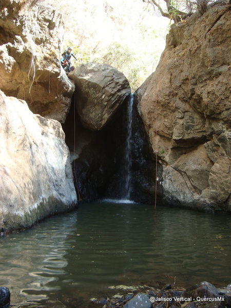 File:Cañon Matatlan SR R4.jpg