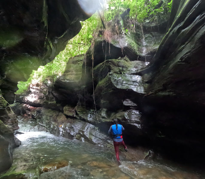 File:Guanapo Gorge Canyon small.jpg